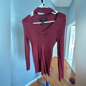 Women’s Burgundy Stylist Sweater